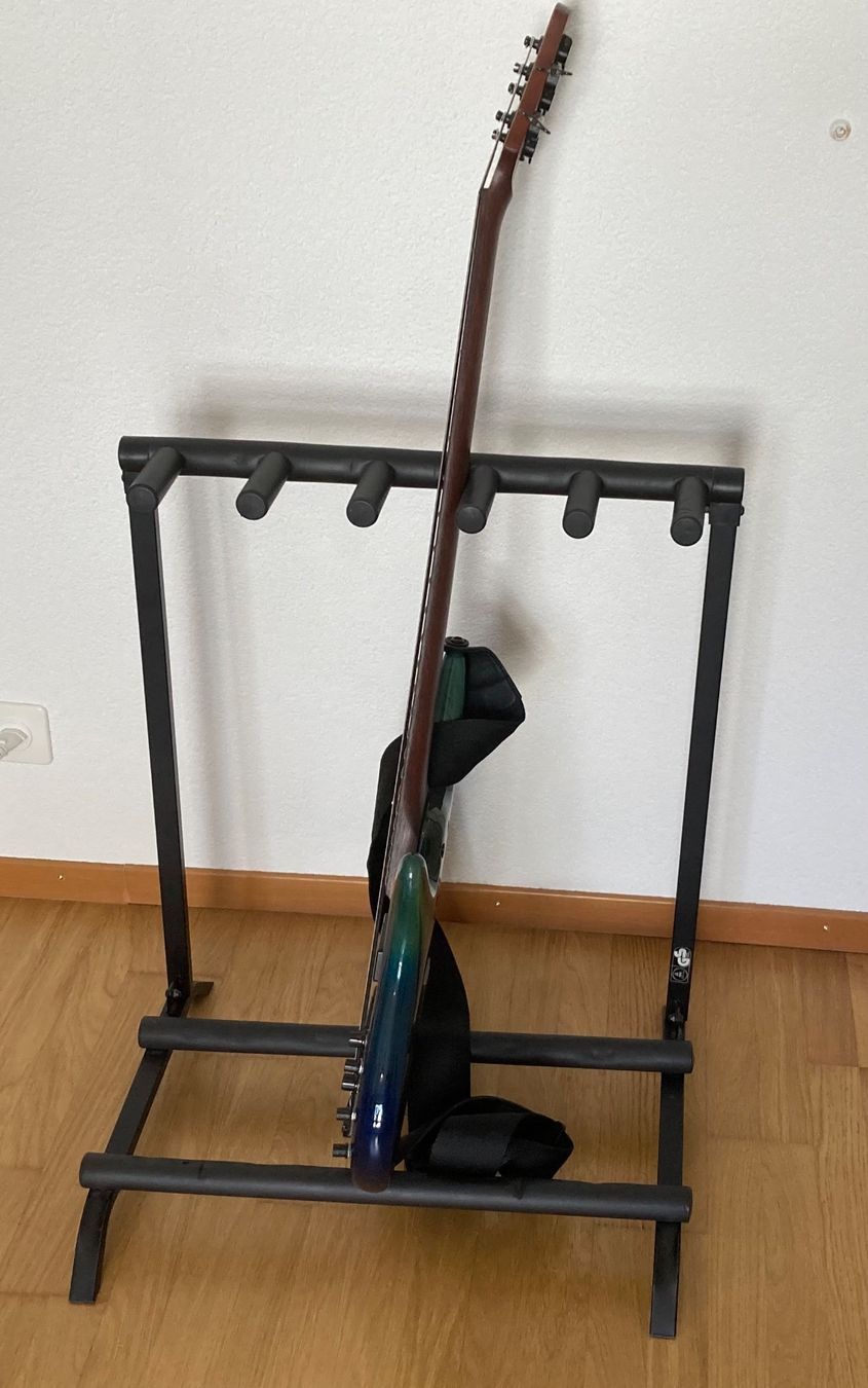 Supporti per strumenti musicali & leggii: Gitarrenständer für 5 Instrumente – Usato da Bern venduto da yla_88nl 3