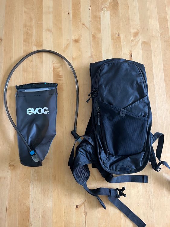 EVOC CC 3l RACE + 2l Bladder - Radrucksack (Gebraucht) in Küsnacht ZH ...