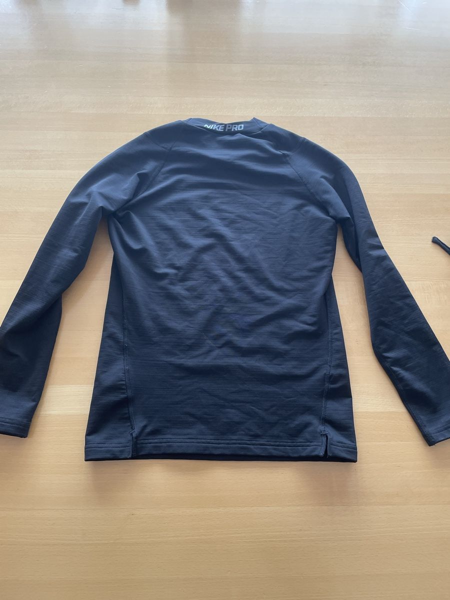 Nike Canottiere & Pantaloni: Nike Pro - Maillot de compression manches longues - M – Nuovo (secondo la descrizione) da Bussigny venduto da Z.seller 3