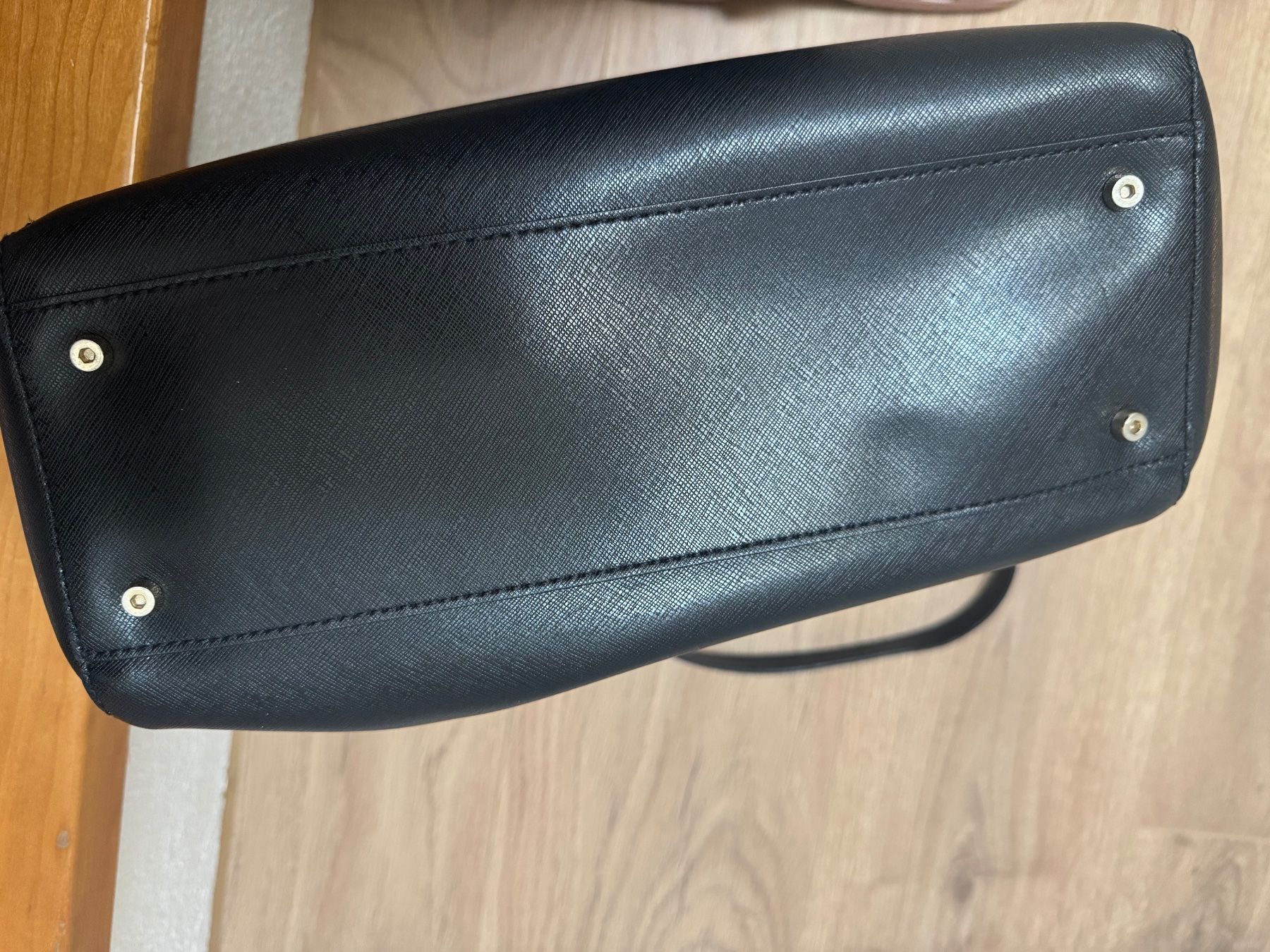 Coccinelle Taschen für Damen: Coccinelle Tasche – Gebraucht aus Oberhasli von Tina_So 2