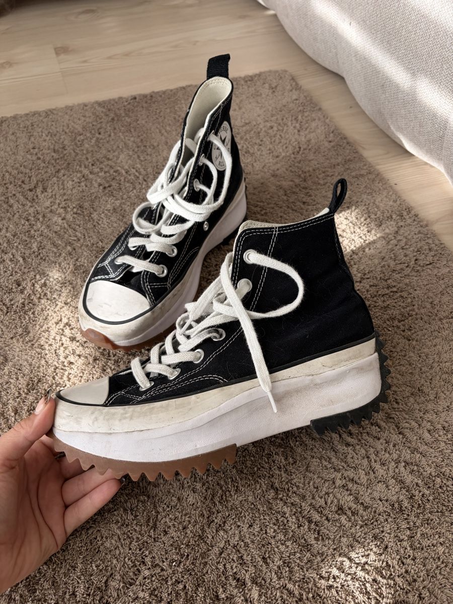 Converse Scarpe da uomo: Converse Run Star Hike Plateau Sneakers – Usato da Winterthur venduto da emi_cgg7 1