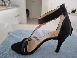 Sandalo nero, in vera pelle, n.35, tacco alto 9.0 cm