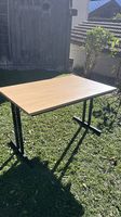 Bureau pliable en bois beige NEUF