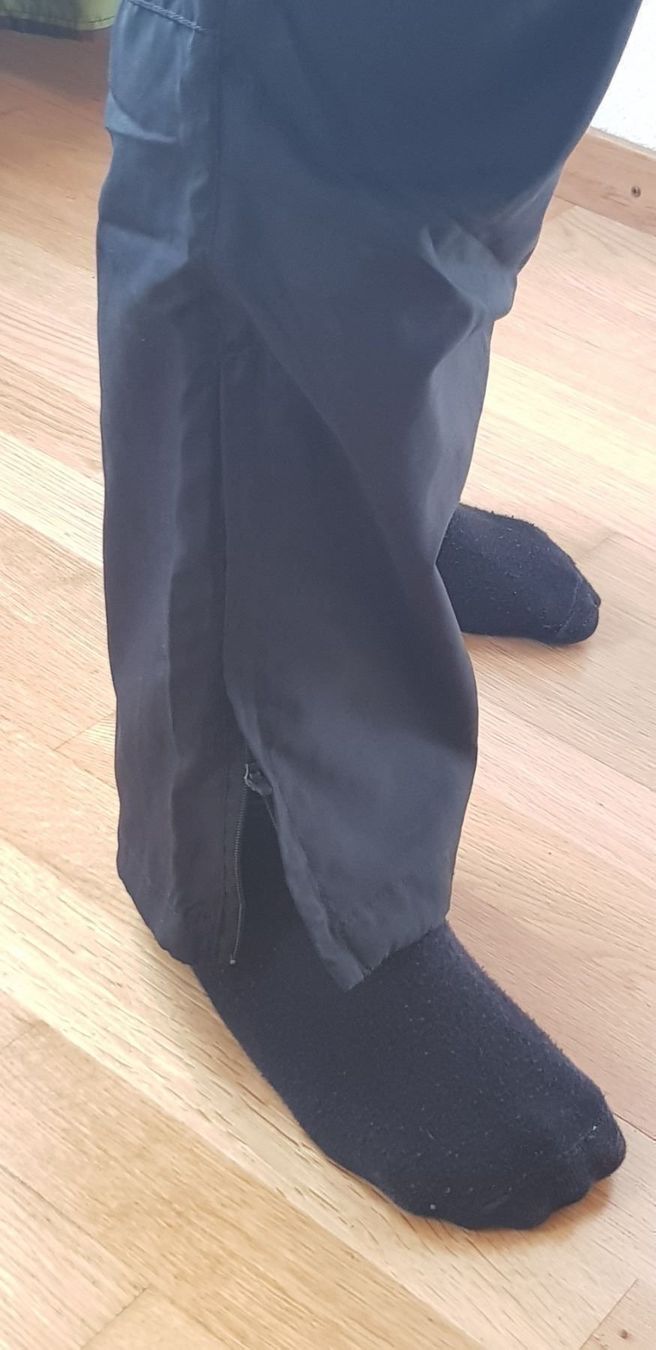 Pantaloni: Fila Sporthosen Gr L – Usato da Morens FR venduto da Kiscica 3