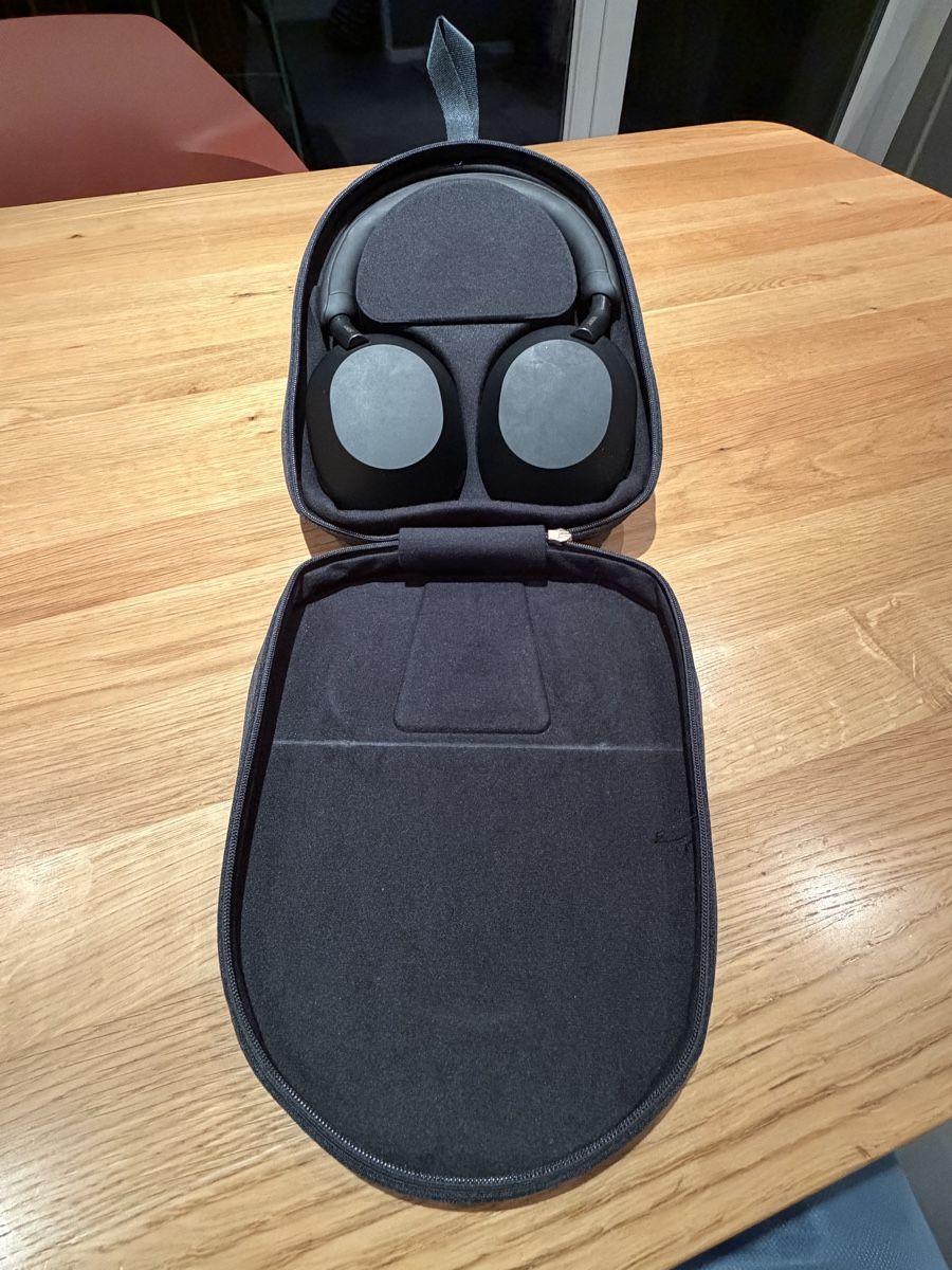 Sony Cuffie: Sony WH-1000XM5 – Usato da Neyruz FR venduto da CallMeMilka 2