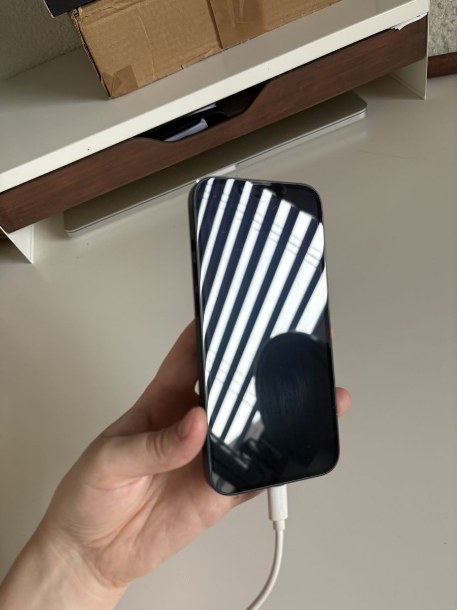 Apple Portables: iPhone 13, midnight blue, 256Go – D'occasion à Courtelary par kel_2wvp 3