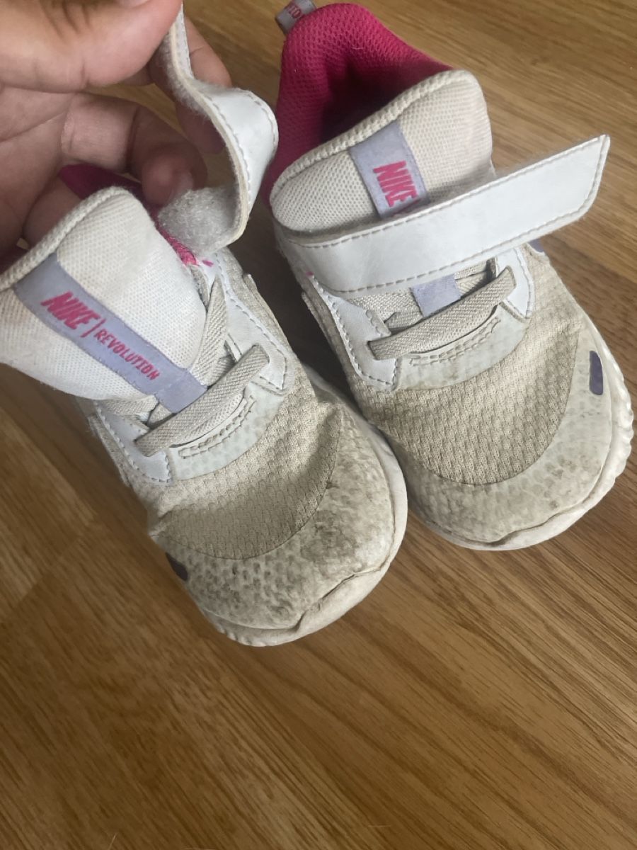 Nike Scarpe da uomo: Nike Revolution Sneaker Grösse 26 – Usato da Suhr venduto da RIE83 4