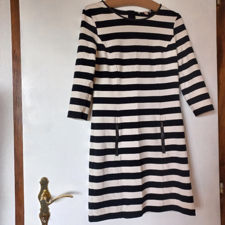 Esprit jolie robe  👗 stretch taille 38F et 36D