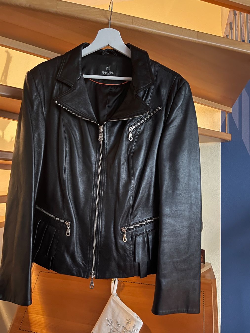 Madeleine Giacche: MADELEINE Lederjacke – Usato da Zürich venduto da STYLEHAUS