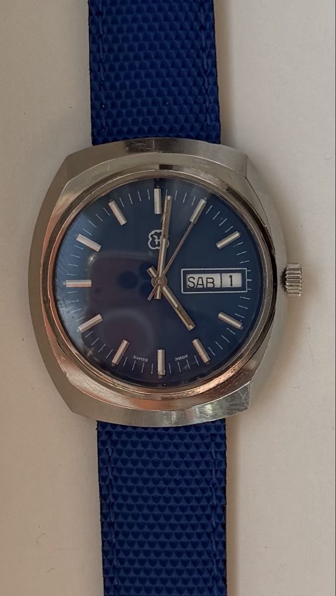 Montres: FHF Automatic uhr 38,8mm mit Krone funktioniert – D'occasion à Zürich par Fidel59 8