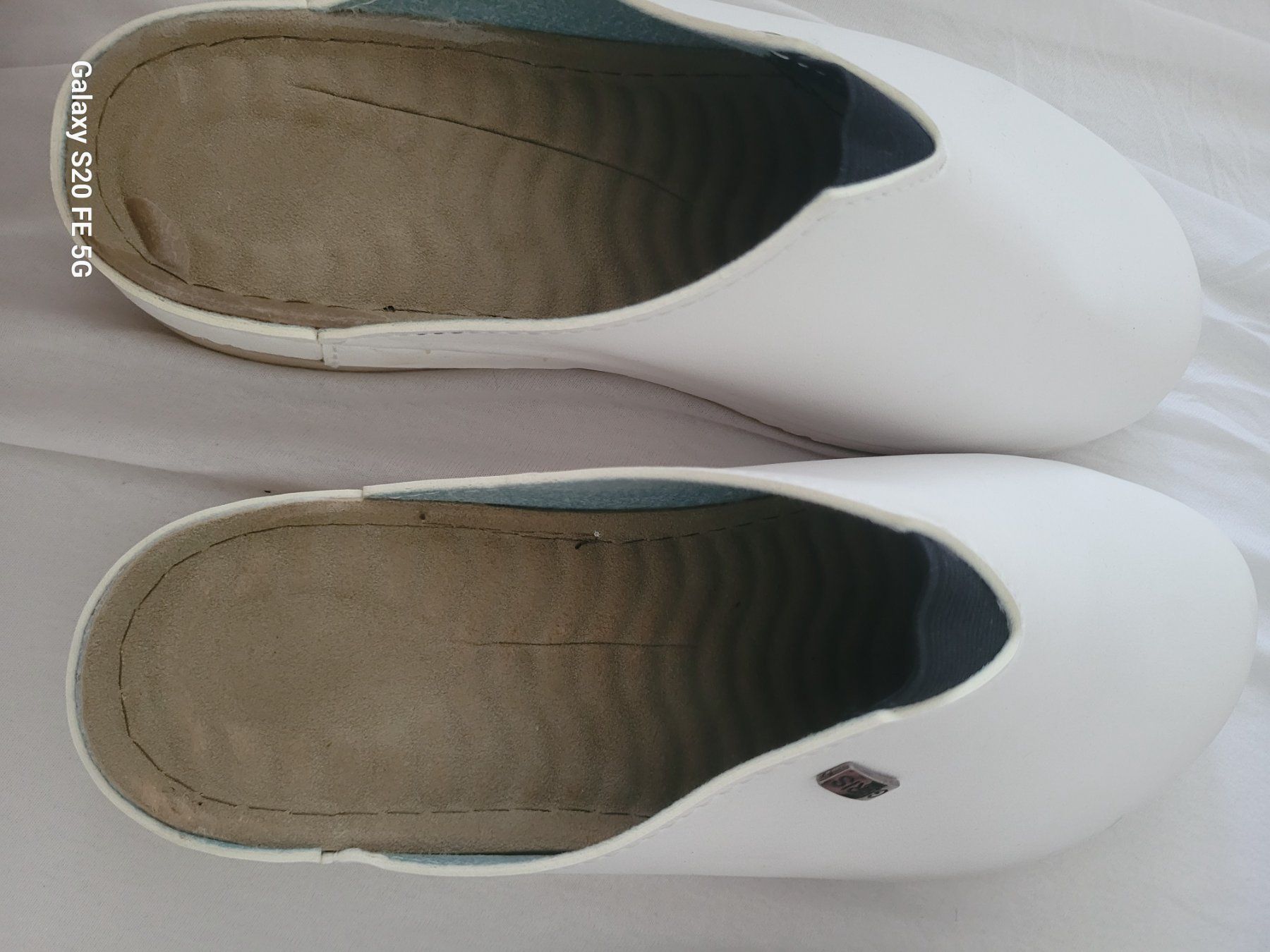 Chaussures hommes: Clogs GERIS Weiss Groesse 43 neu – Neuf avec emballage d'origine à Bassersdorf par leader07