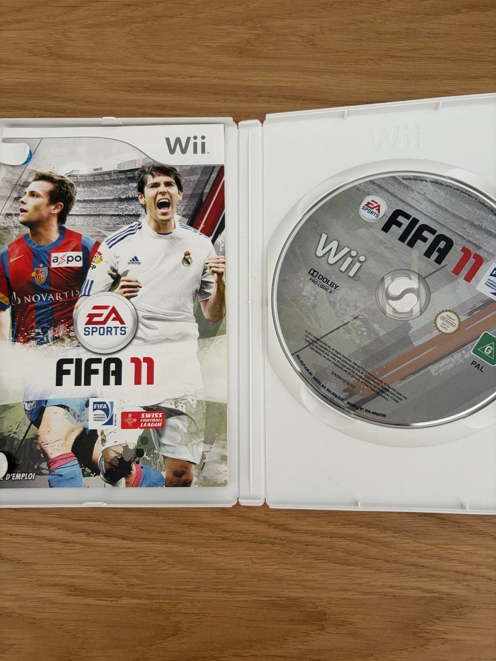 Nintendo Jeux: FIFA 11 - Nintendo Wii – D'occasion à Pully par FunkyGames 2