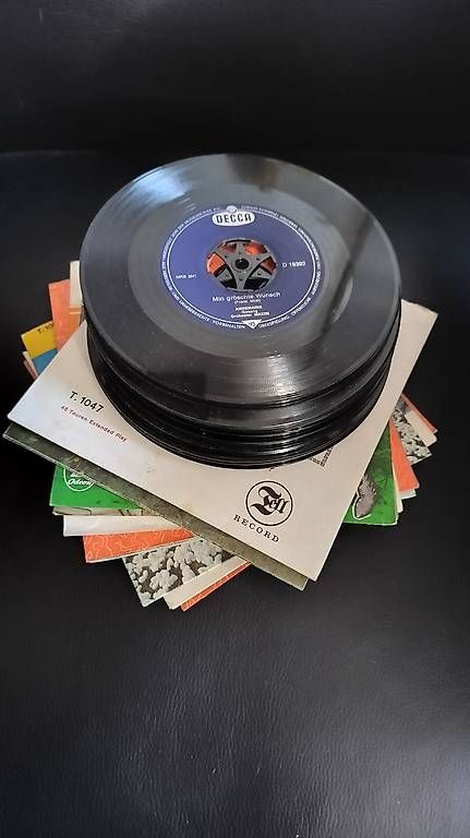 Dischi in vinile: Vinyl Singles ca 30 Stk – Usato da Luzern venduto da BPortmannn