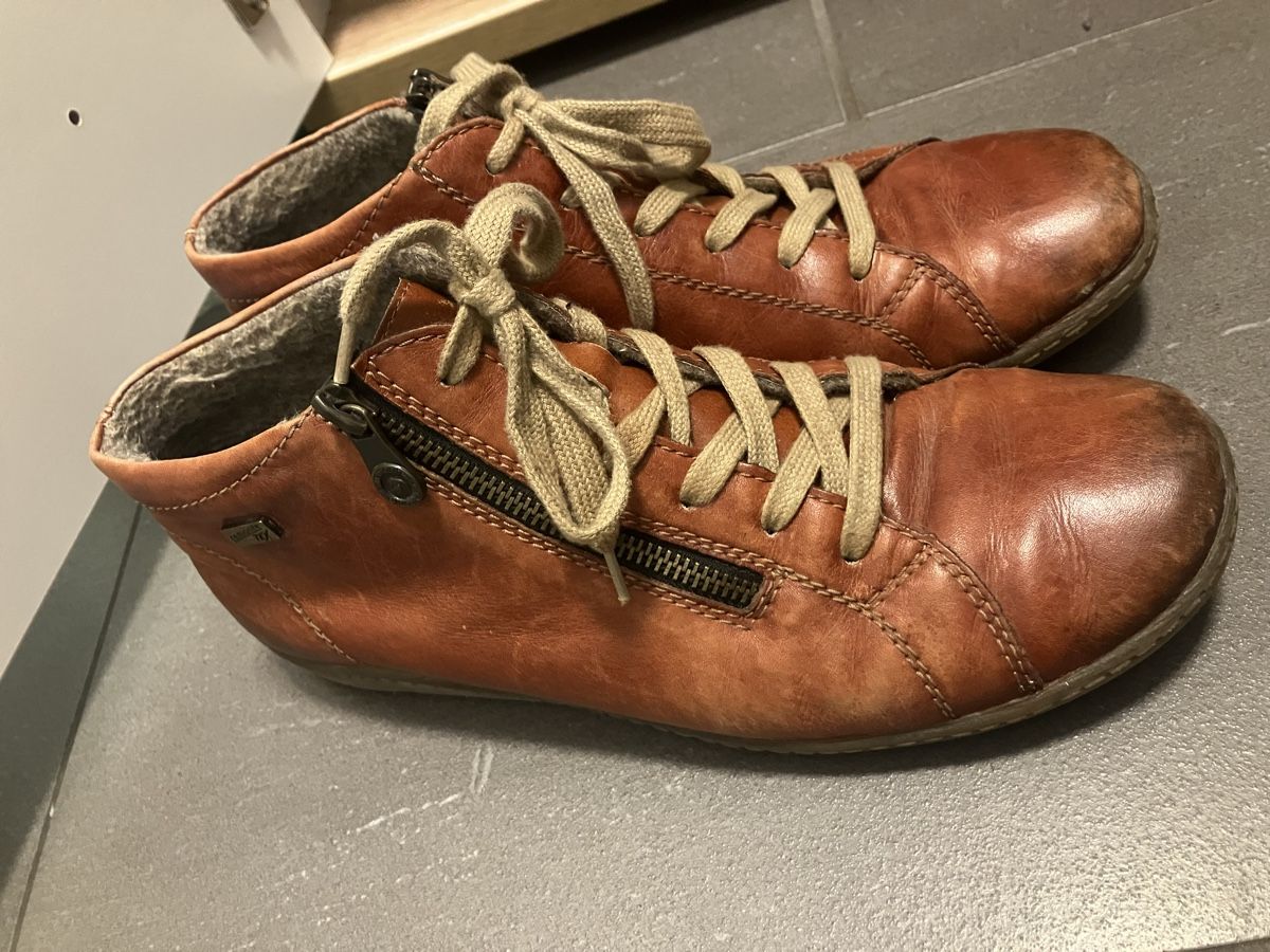 Scarpe da donna: Halbschuh mit Wolle – Usato da Baden venduto da Kolumba 1