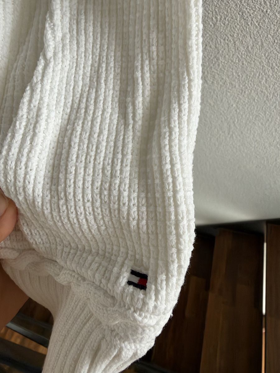 Tommy Hilfiger Pullover & Sweatshirts: Tommy Hilfiger Pullover weiss Grösse M  – Gebraucht aus Neunkirch von misach69 2