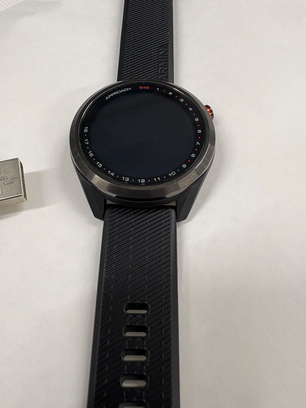 Garmin Smartwatch: Garmin Approach S42 GPS-Golfuhr Schwarz – Usato da Winterthur venduto da Bruce_Wayne_22
