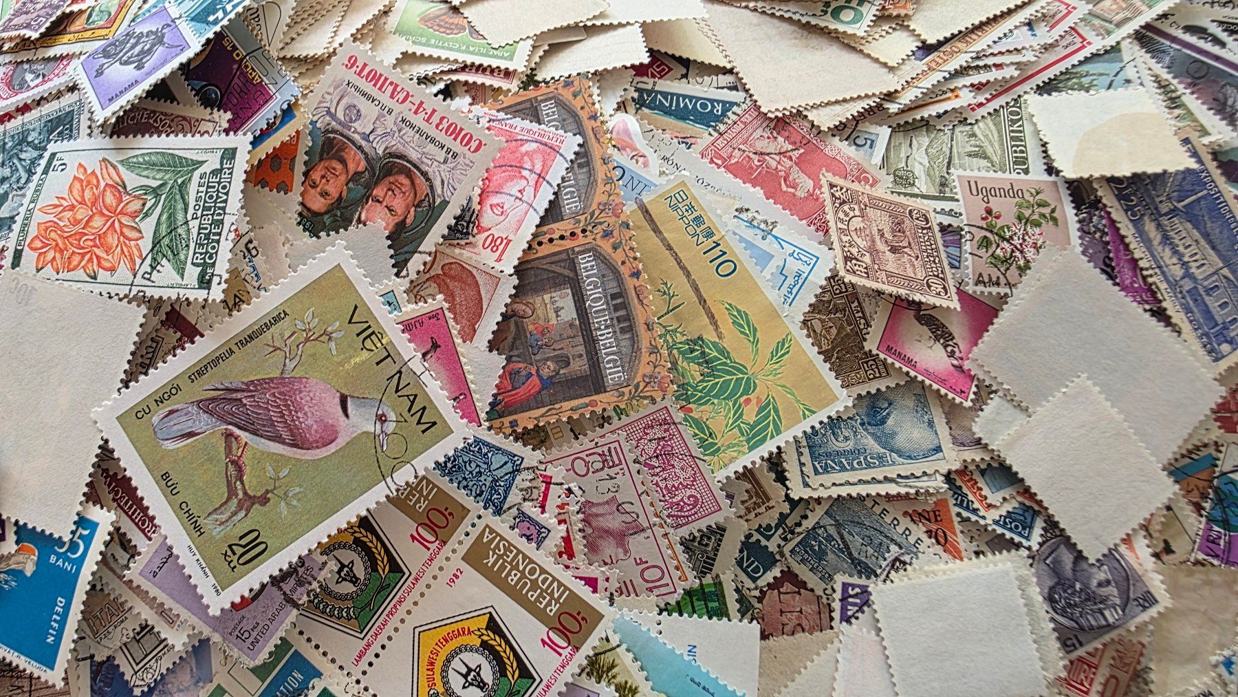 Tous les timbres: Briefmarken aus aller Welt – D'occasion à Wettswil par Schnuebe 2