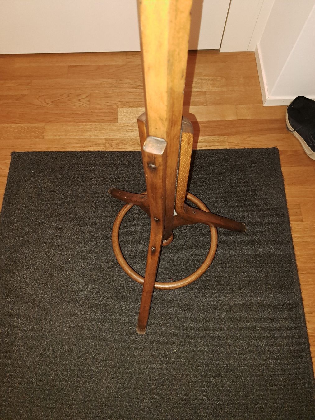 Autres décorations & accessoires: Porte habits – D'occasion à Zollikerberg par ren_q7gc 2