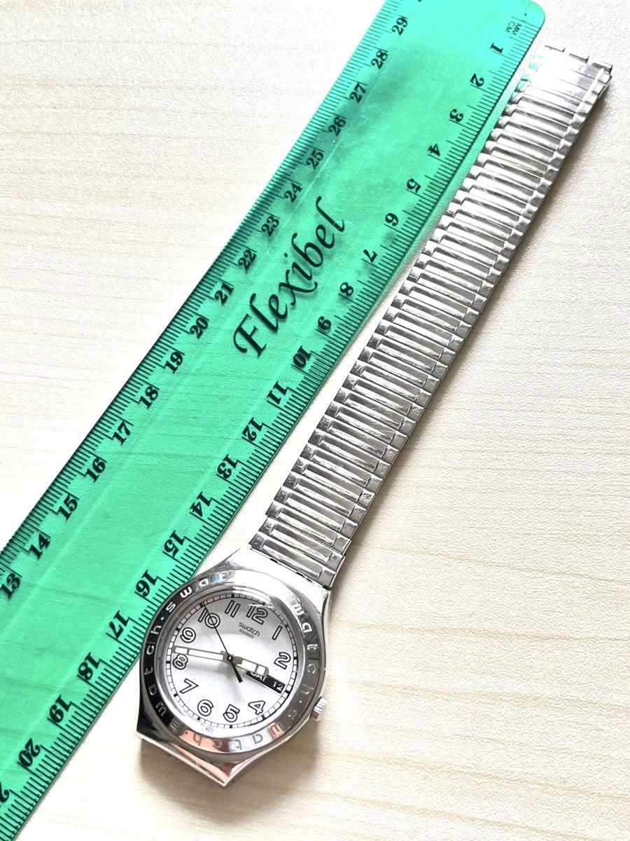 Swatch Uhren: Swatch Uhr Silber Metallarmband Datum Tag  – Gebraucht aus Grenchen von chththl 8