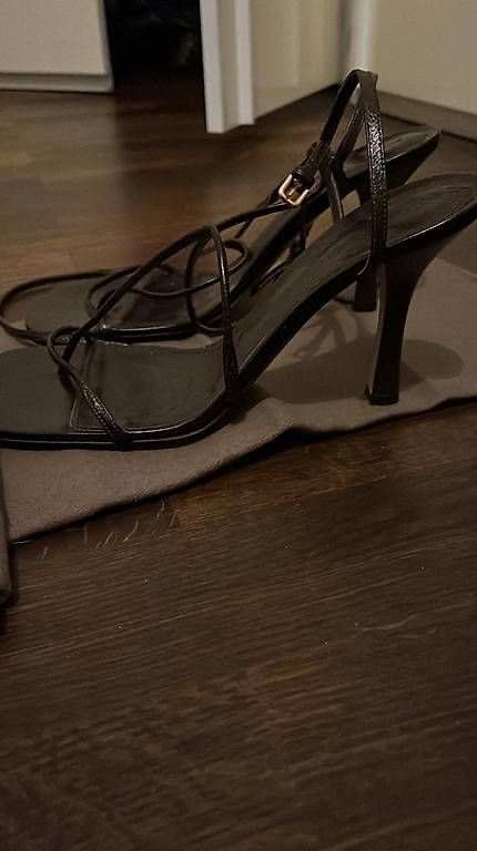 Scarpe da donna: Bottega Veneta Sandali 41 – Usato da Canobbio venduto da Gio-desi 2