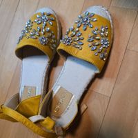 DeeZee Ocker Sandalen mit Strass Gr.39