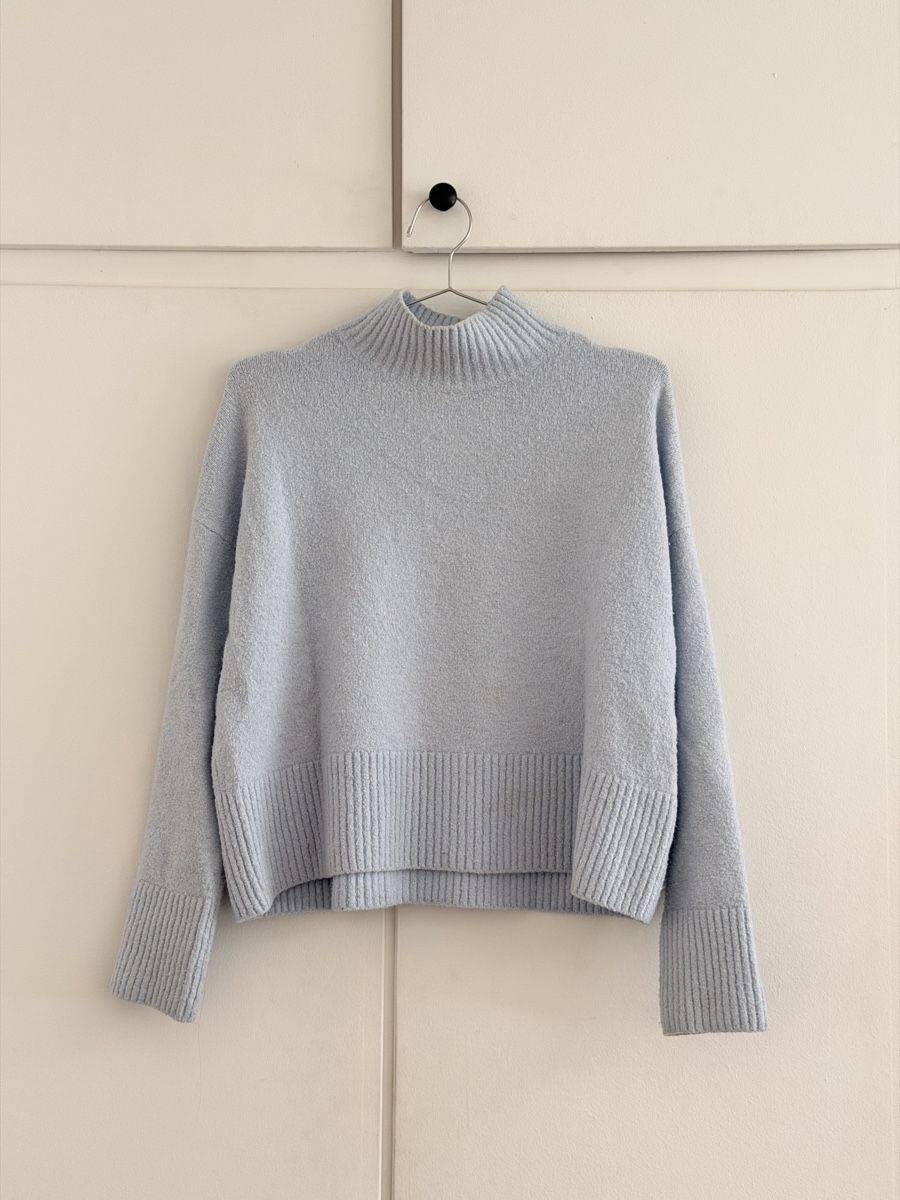 Other Stories Maglioni & Felpe: Damen Pullover hellblau Grösse M & Other Stories – Usato da Zürich venduto da huegliariane