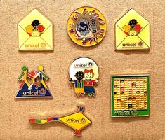 6 ver. Pin's von UNICEF   (der 7. Pin ist gratis)