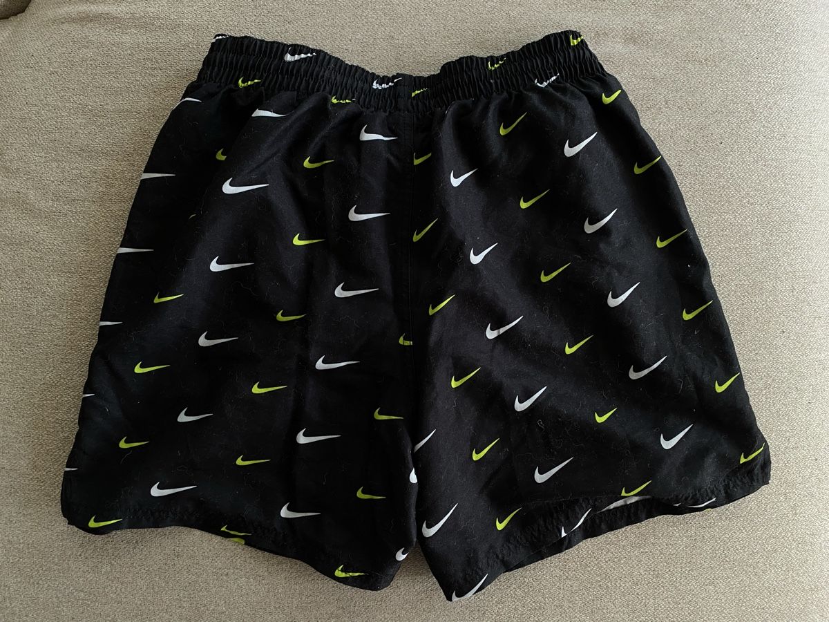 Nike Caleçons de bain: Nike-Badeanzug, Grösse S – D'occasion à Rossemaison par Carduelis 1