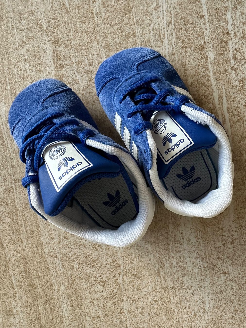 Adidas Scarpe per ragazzi: ADIDAS Krabbelschuhe, blau – Nuovo (secondo la descrizione) da Dübendorf venduto da liism 1