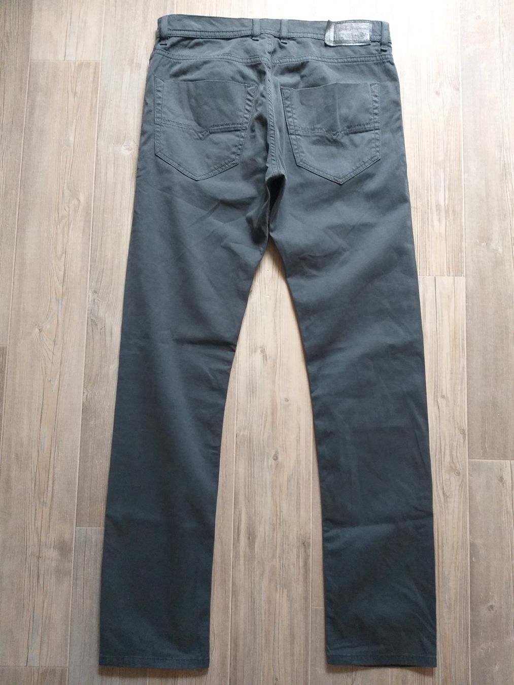 Diesel Jeans: DIESEL Jeans taille / Grosse 28 – Usato da Cossonay-ville venduto da Super-Price-Quality 5