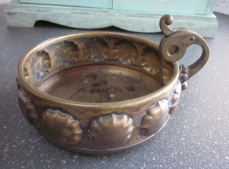 Pentole: Alter Zigarrenschneider mit Schale, Bronzefarben – Usato da Bischofszell venduto da raika