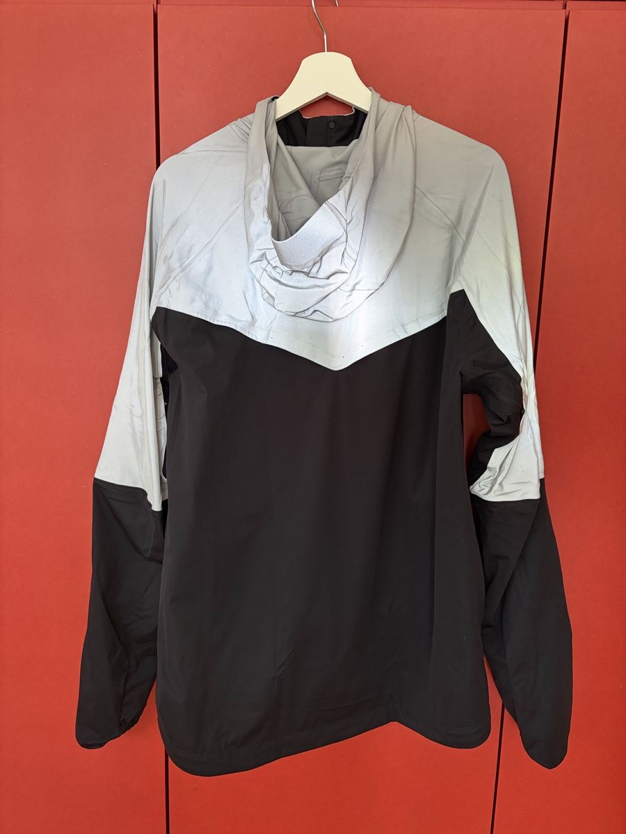 Nike Giacche: Nike Training Jacket – Usato da Zürich venduto da valentin.abend 4