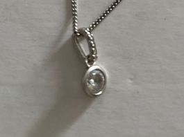 Joli collier/pendentif 925 / 46 cm/petits brillants étincela