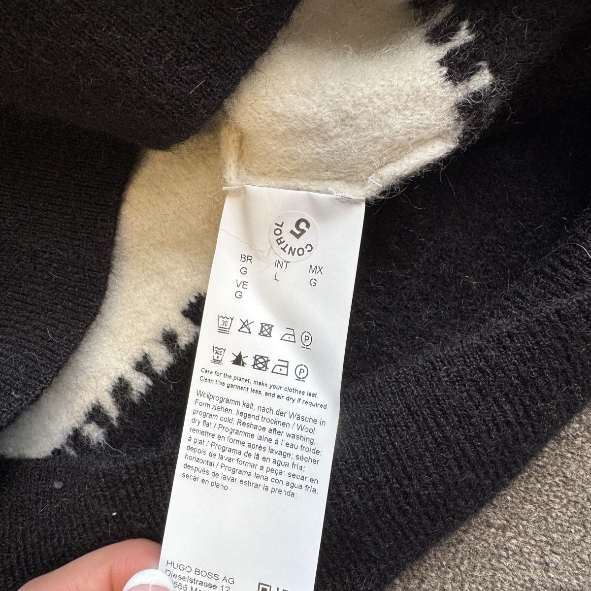 Hugo Boss Maglioni & Felpe: Hugo Boss Pullover, Gr. L Top! – Usato da Speicherschwendi venduto da sen_r6wk 5