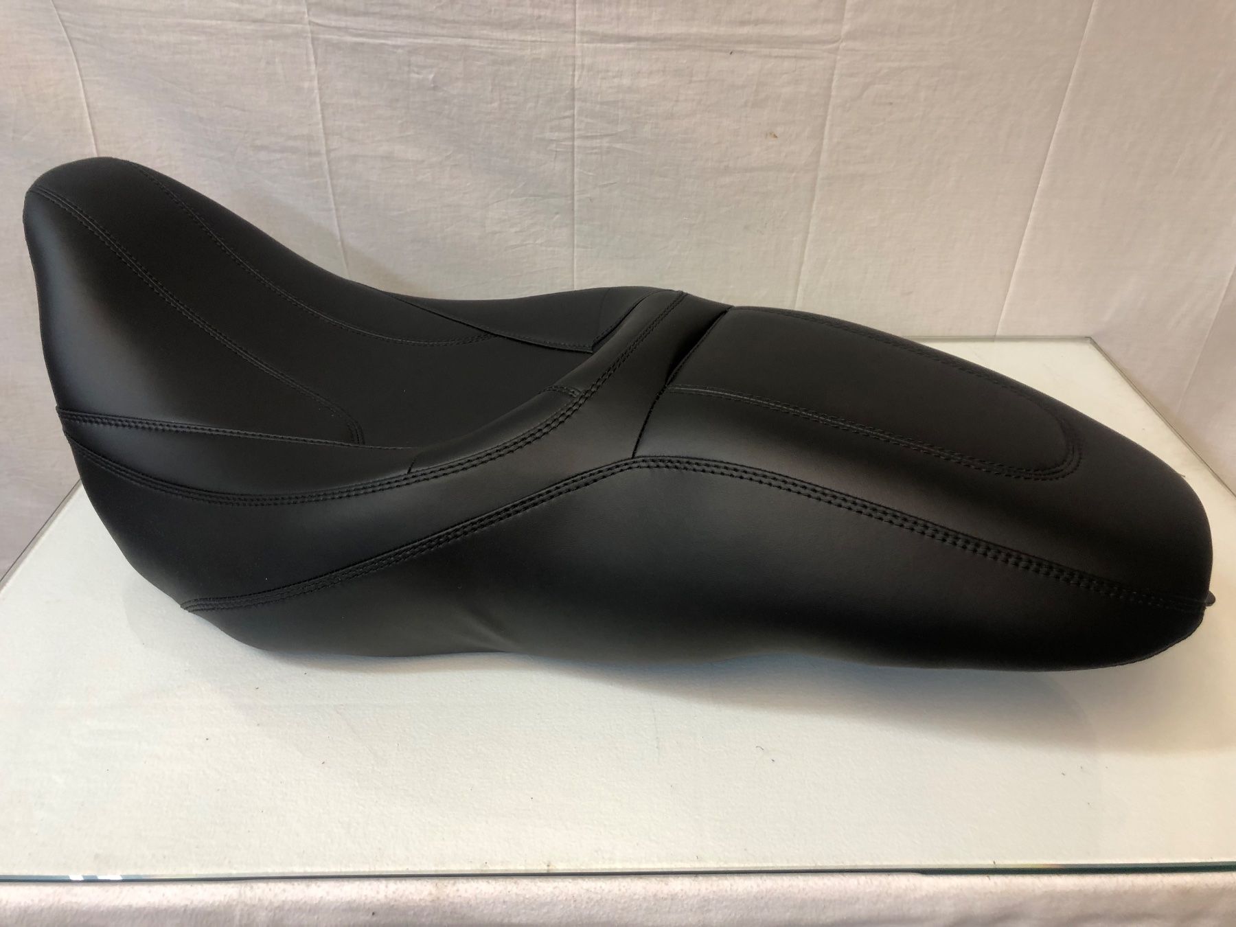 Harley-Davidson Accessori per altri veicoli: Harley Davidson Motorrad-Sattel NEU! – Nuovo (secondo la descrizione) da Brunnen venduto da Allerwaren