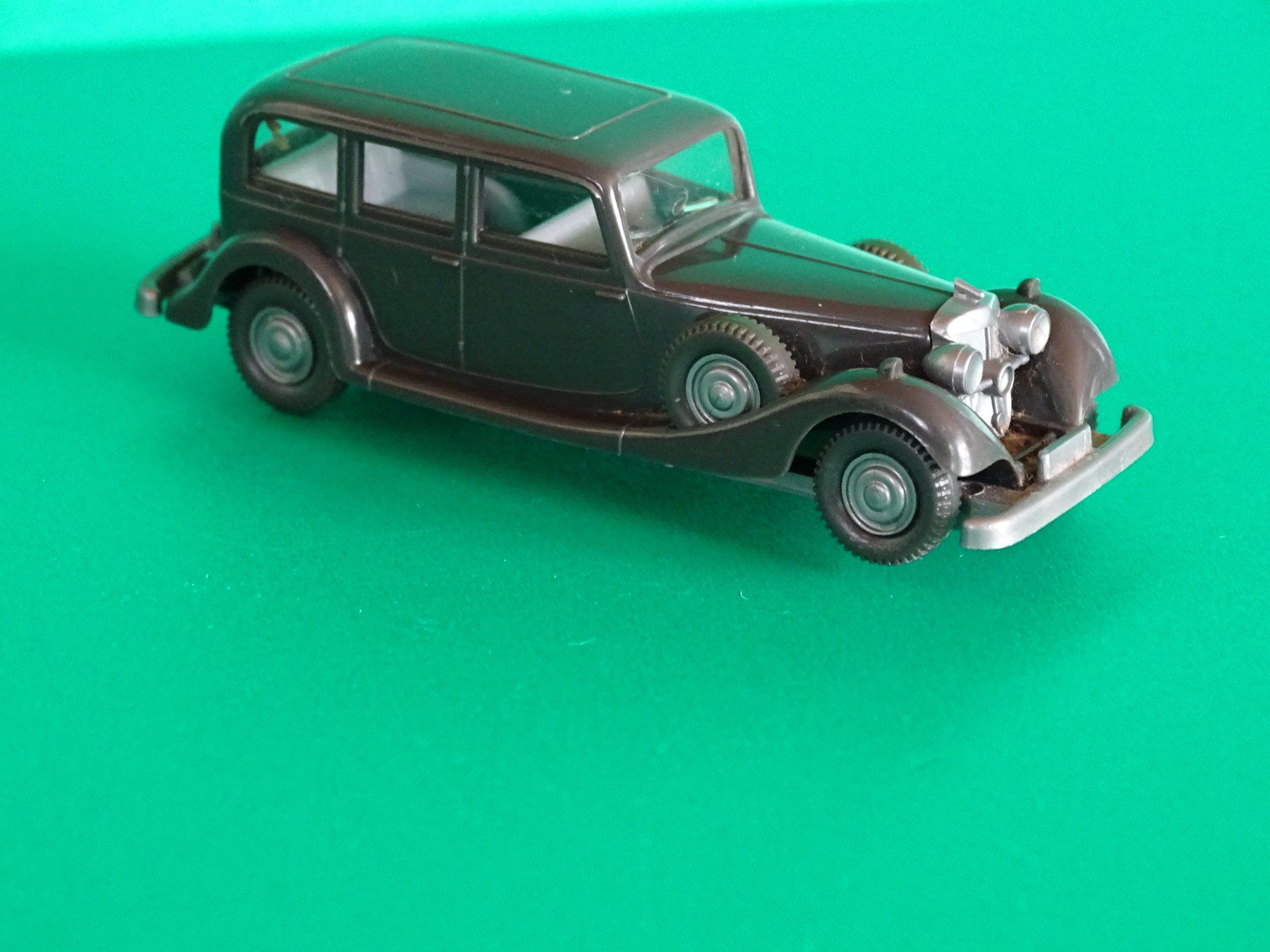 Wiking Modellini d'auto: Horch 850 von Wiking 1/87 – Usato da Bretzwil venduto da Meex 1
