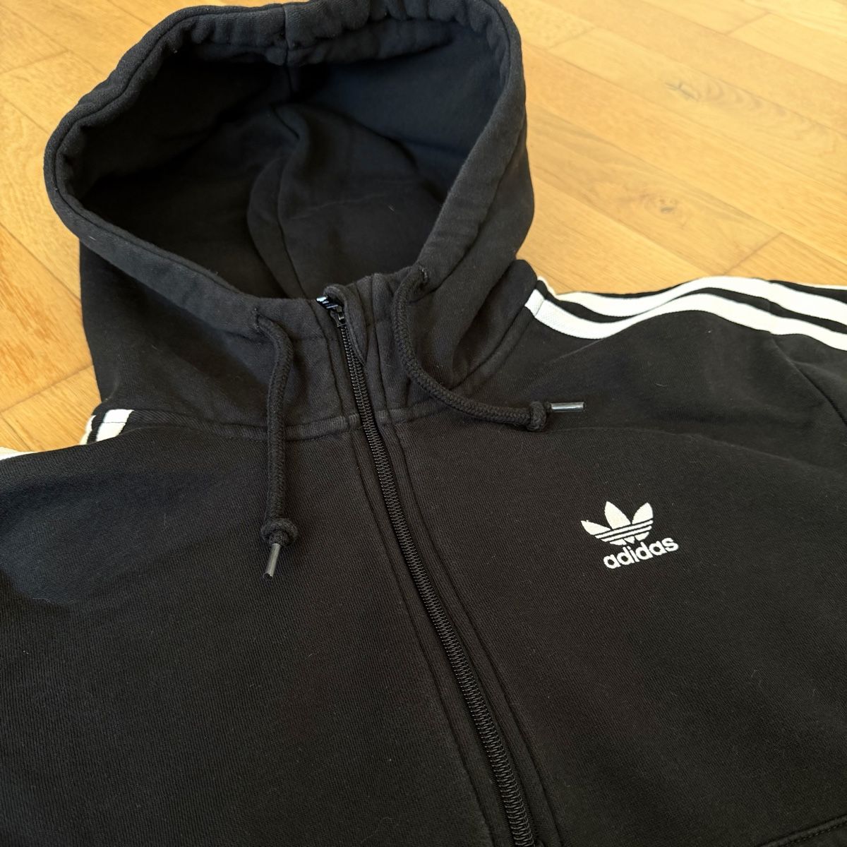 Adidas Pullover & Sweatshirts: Adidas Pullover - Grösse S – Gebraucht aus Glis von lou.fr 1