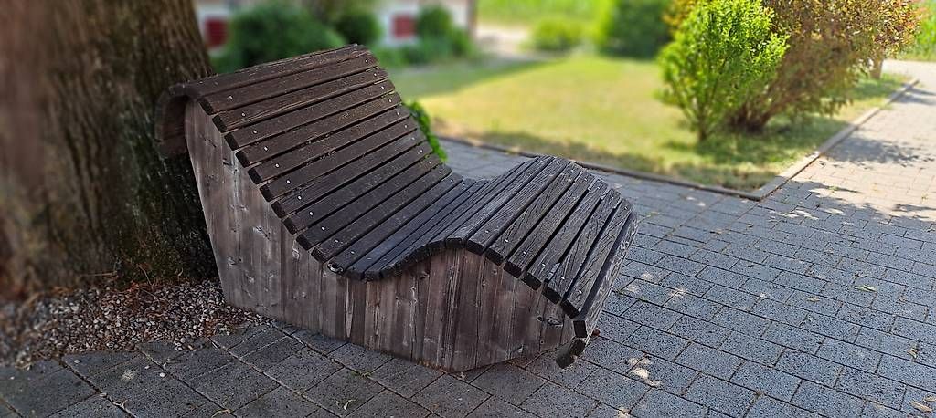 Liegen & Liegestühle: Holz Gartenlounge – Gebraucht aus Buttisholz von Seeblick666