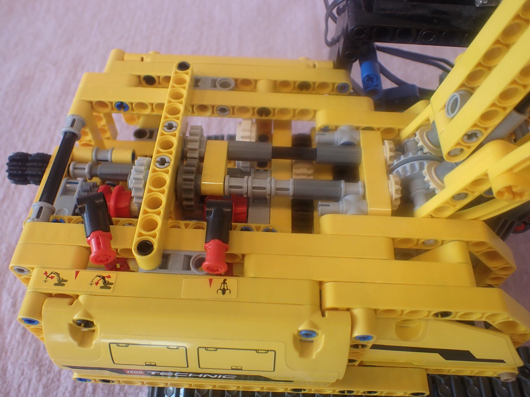 Lego Kit di costruzioni: LEGO Technic 42006 - Raupenbagger – Usato da Geroldswil venduto da brudersonne 4