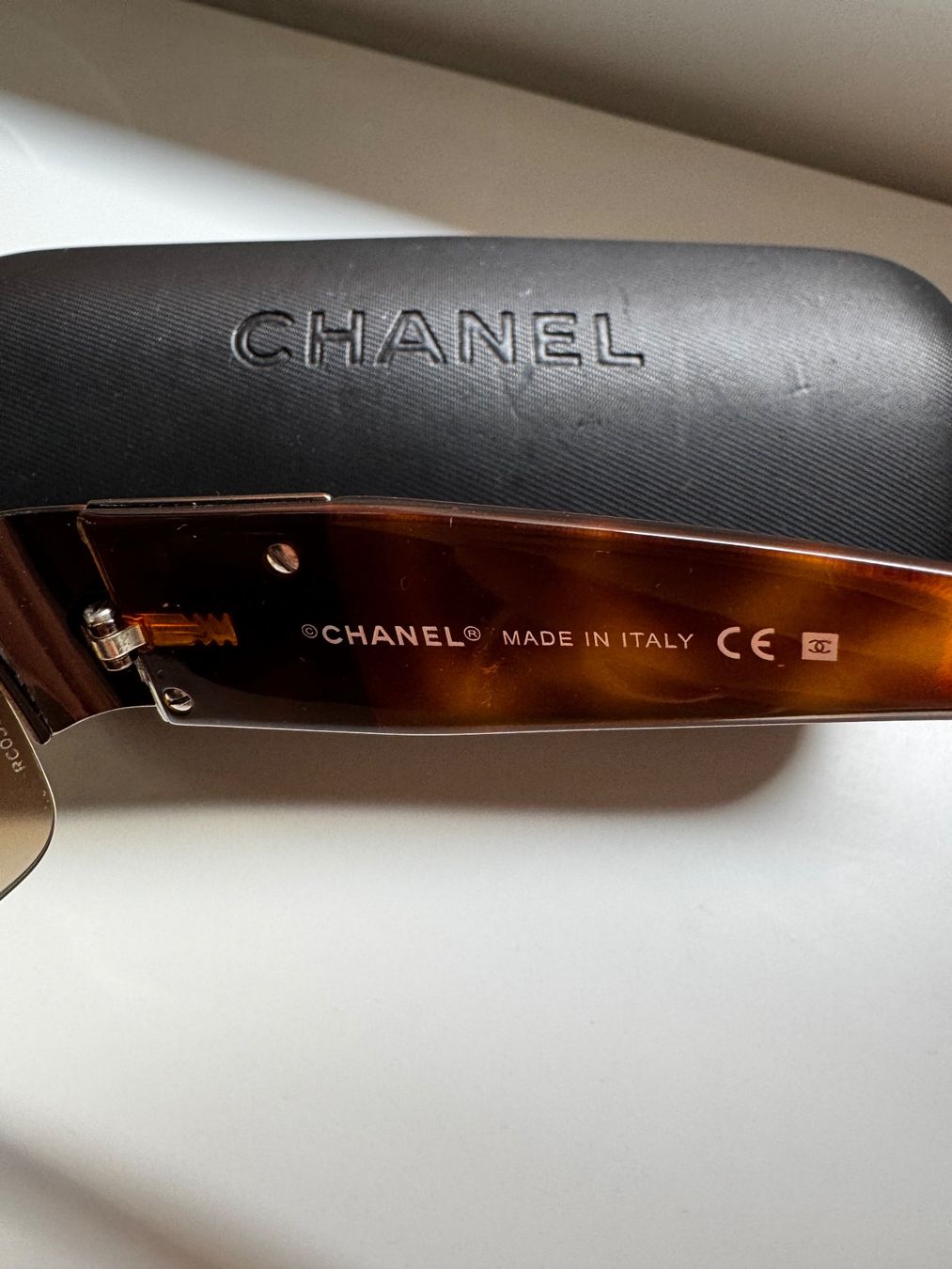 Chanel Occhiali & Lenti: Lunettes de soleil CHANEL – Nuovo (secondo la descrizione) da Echichens venduto da unideks 3