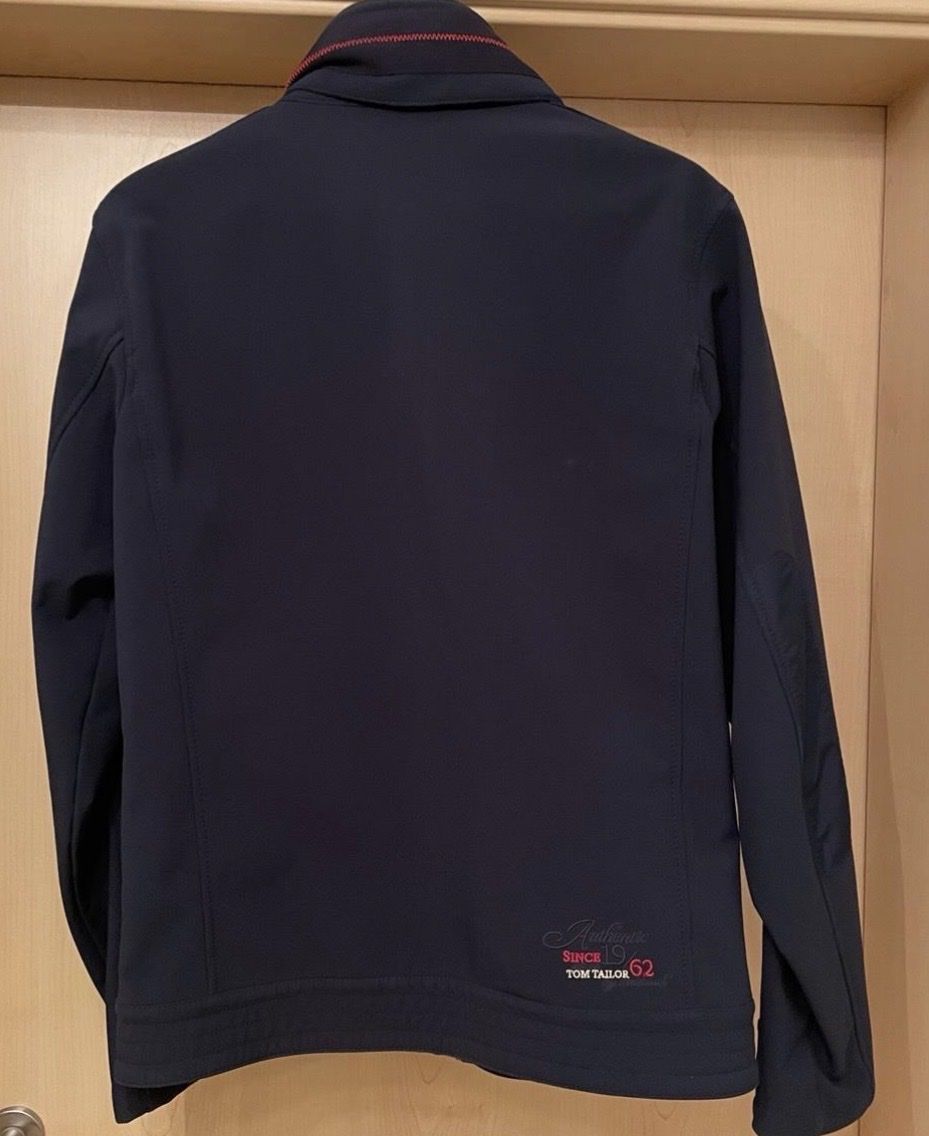 Tom Tailor Giacche: Herren Softshell Jacke Tom Tailor dunkelblau Gr. L (wie neu) – Usato da Wiler (Lötschen) venduto da SK88 5