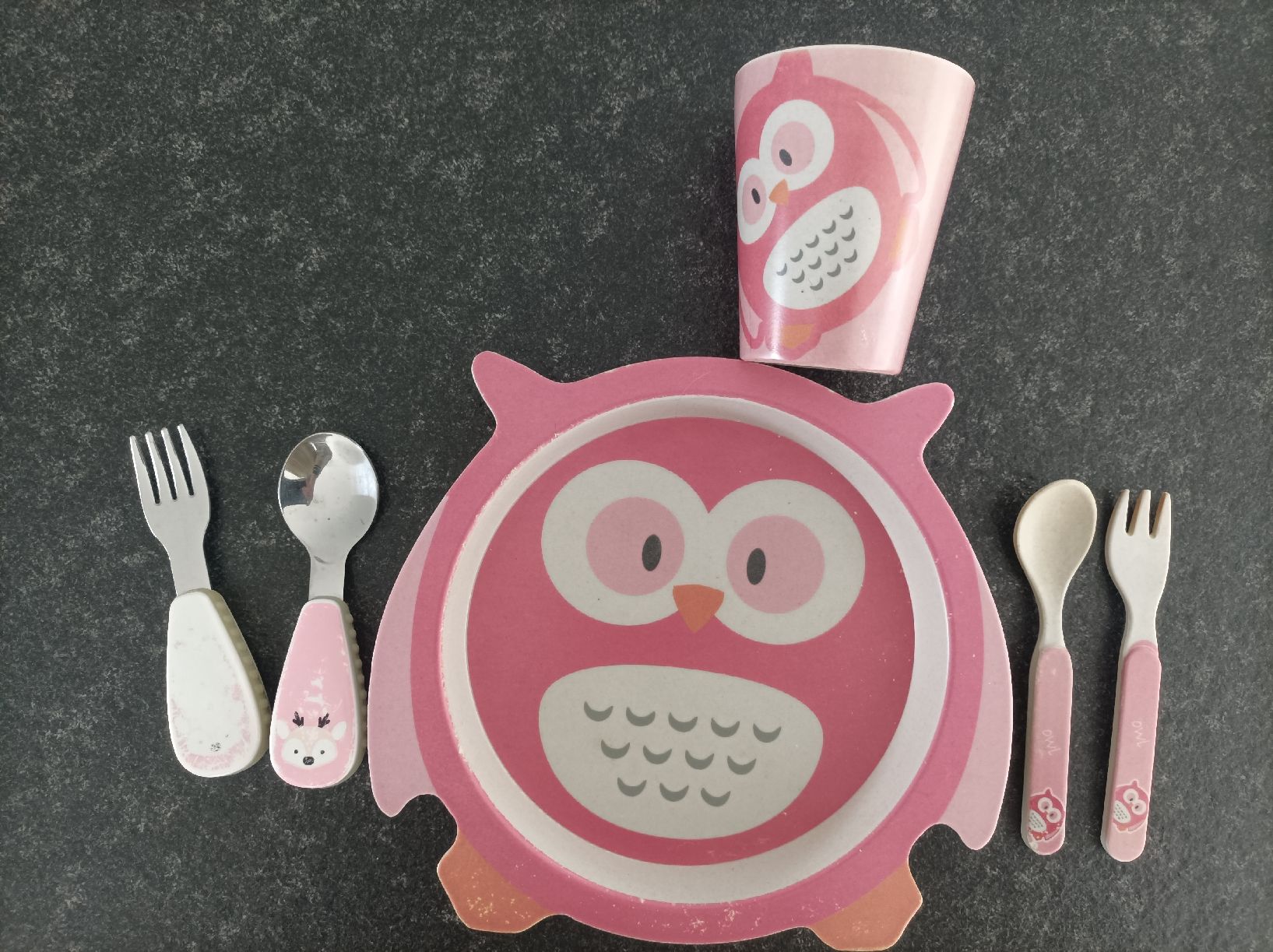 Set di piatti: Kleinkinder-Geschirr und Besteck-Set Eule – Usato da Aeschi (SO) venduto da clementinli