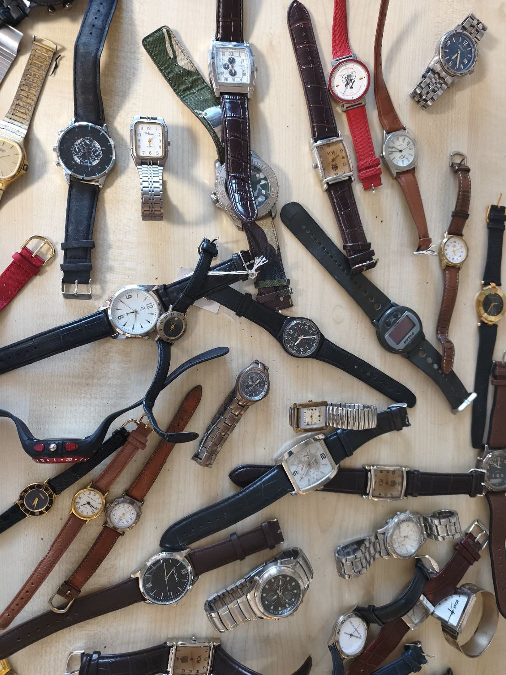 Uhren: Armbanduhr lot – Gebraucht aus Kreuzlingen von dad_9x7b 3