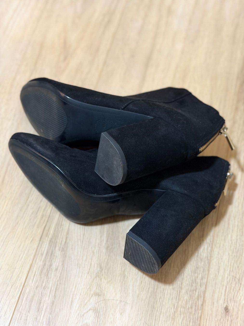 Pull&Bear Scarpe da donna: Pull&Bear Stiefeletten Schwarz Gr. 38 - Top Zustand! – Usato da Ittigen venduto da zaf_6sy9 4