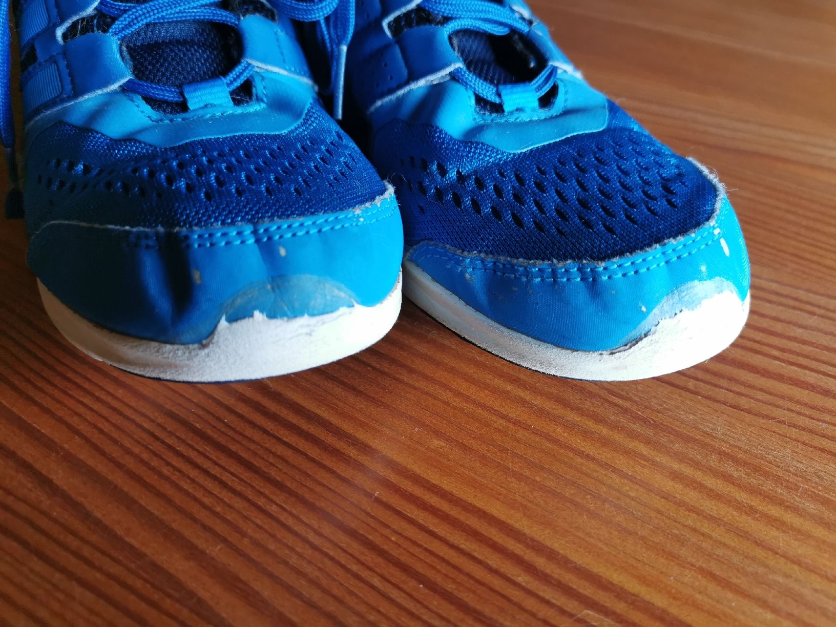 Adidas Scarpe per ragazzi: Adidas Turnschuhe, Grösse 36 – Usato da Grünenmatt venduto da ras_7ksp 6