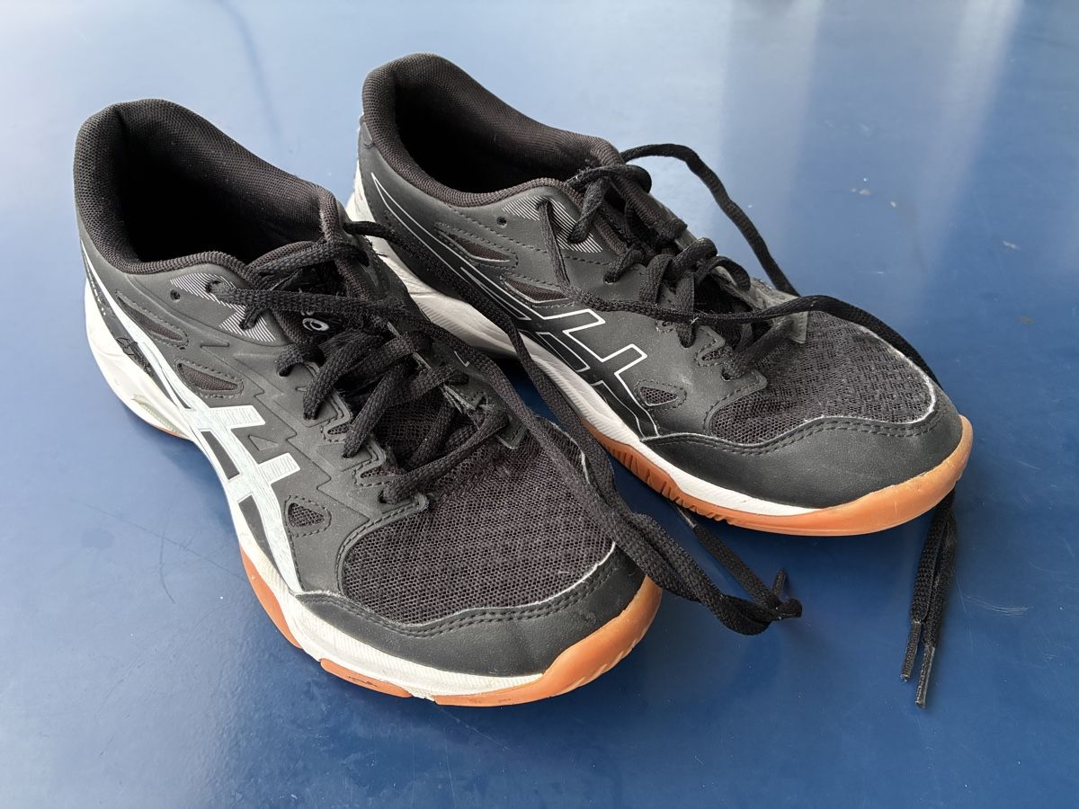 Asics Scarpe da uomo: asics Gel Rocket 11. grösse 39.5 – Usato da Zürich venduto da ahorn1234