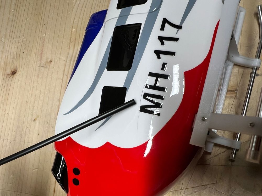 Fibre De Verre Microheli Pour échelle EC145 - Compatible OMP Hobby M2 / EVO / MK2