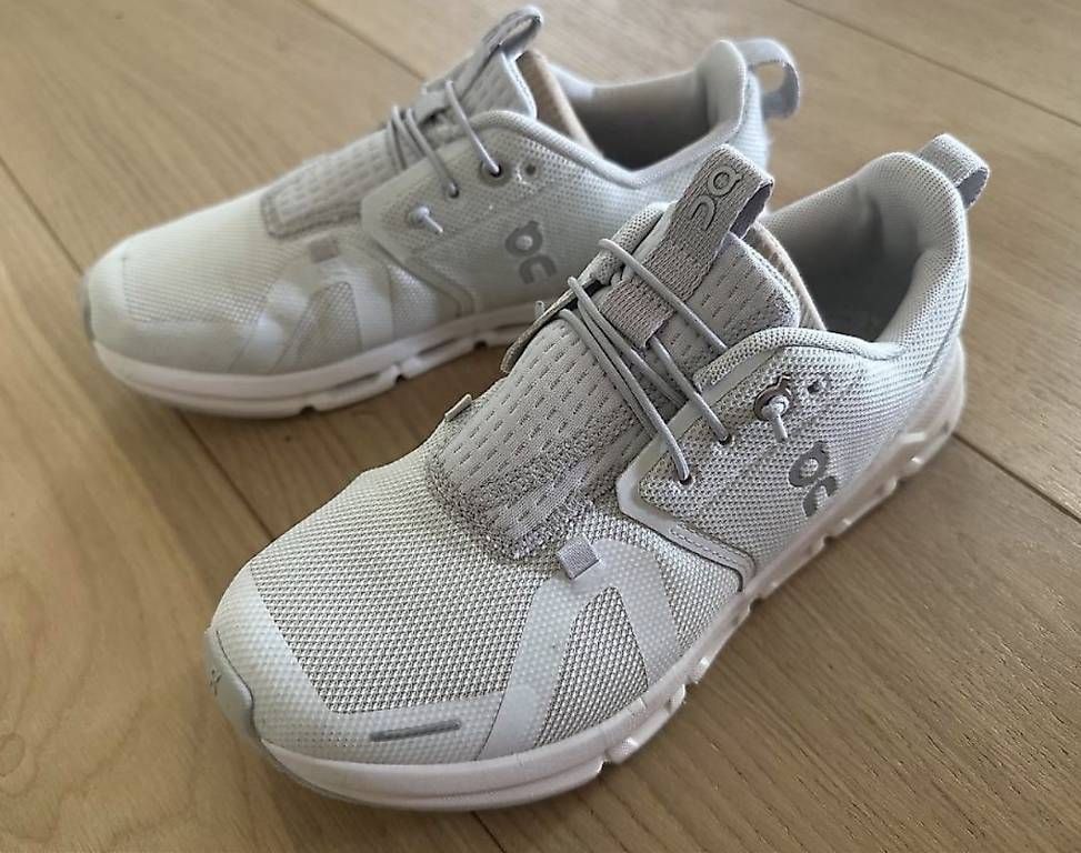Scarpe per ragazzi: On Cloud Kinder GR.35.5  – Usato da Kloten venduto da Privat2011