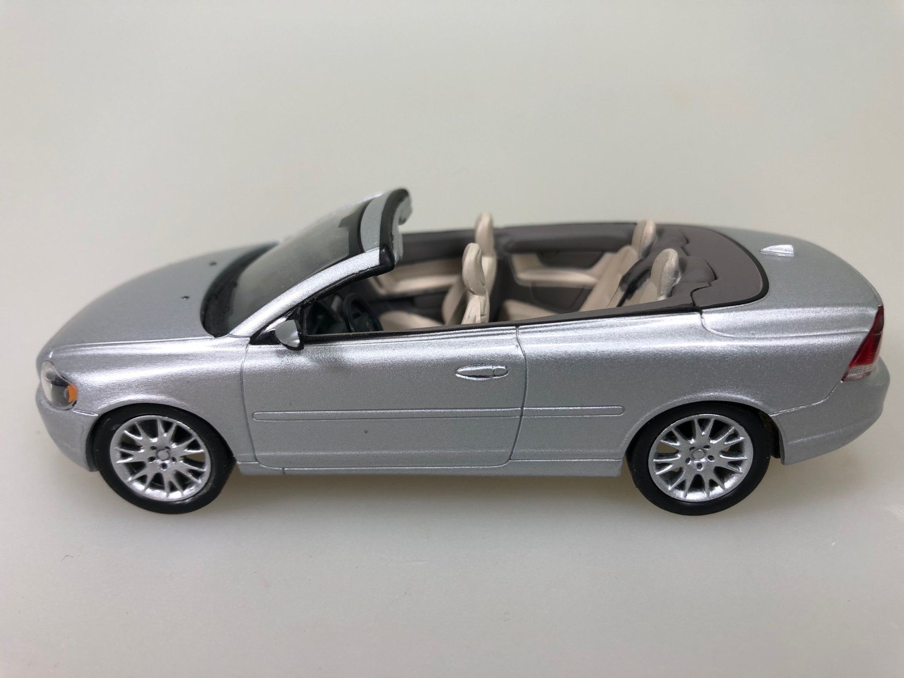 Volvo Voitures modèles: Volvo C70 Cabriolet - Motorart - 1:43 – D'occasion à Widen par Himan 2