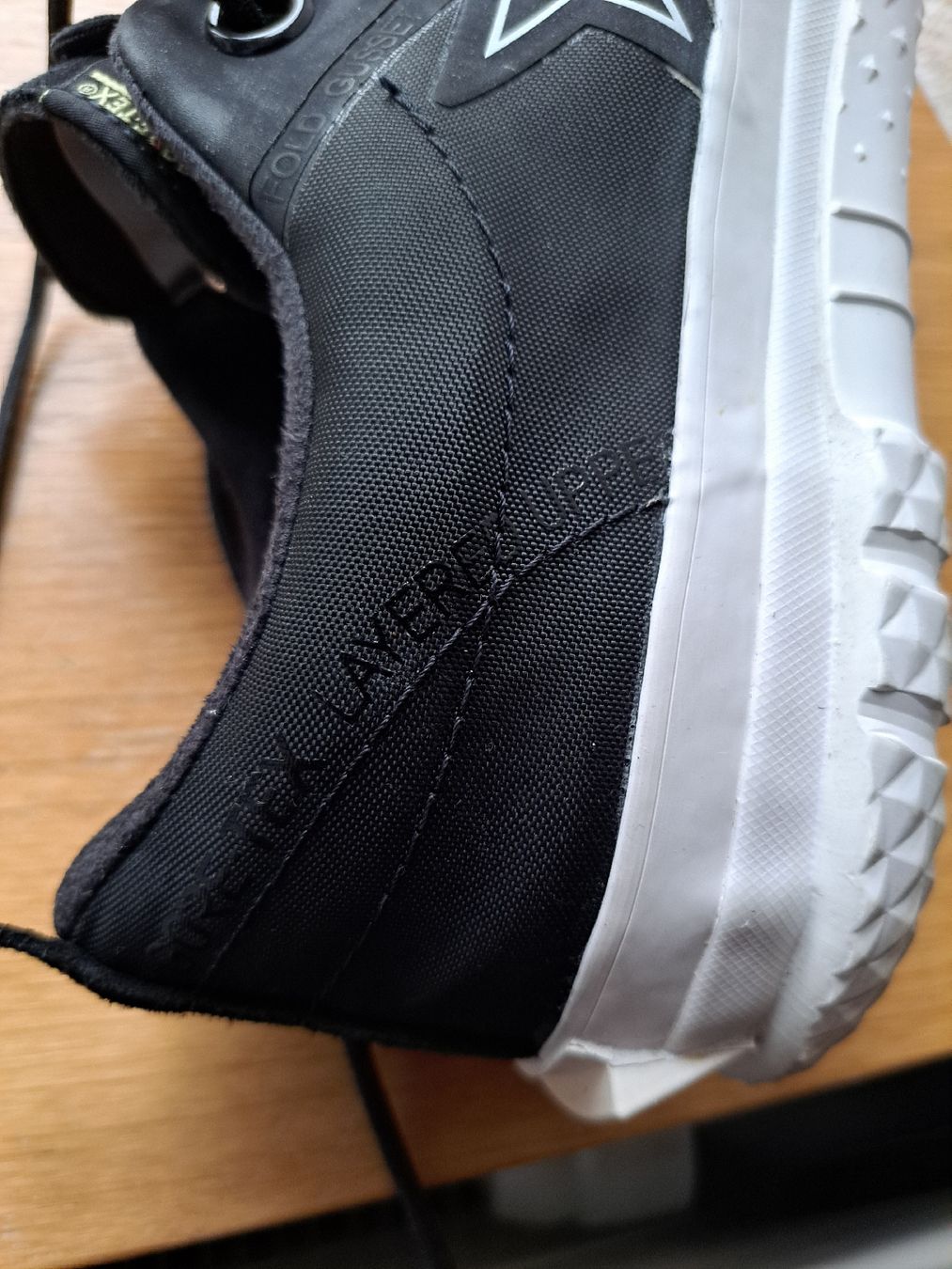 Converse Scarpe da uomo: Converse Gore-Tex Gr:42.5 – Nuovo (secondo la descrizione) da Morens FR venduto da Kiscica 8